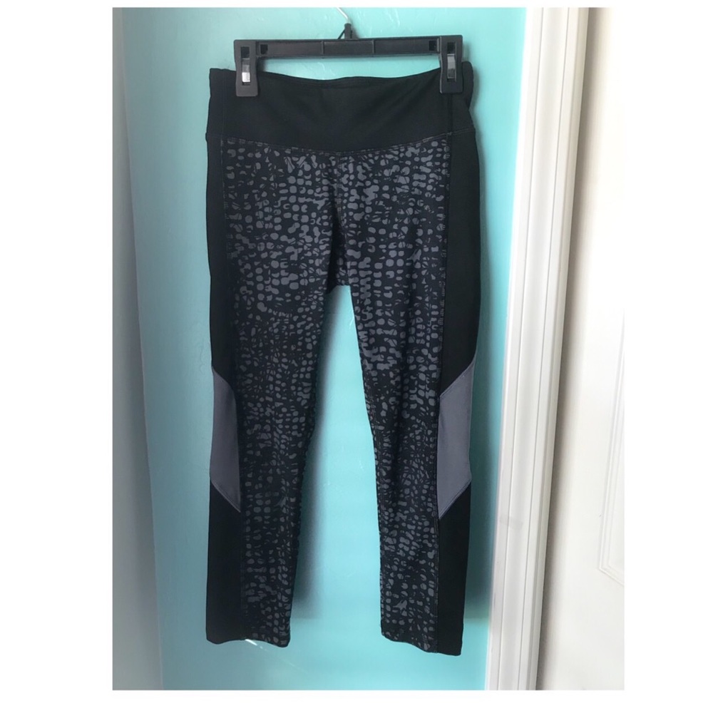 🌺 Champion Leggings!! 🌺 - Picture 4 of 5
